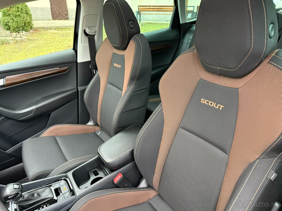 Skoda Karoq 2.0 TDI SCOUT 4x4 DSG NAVI KAM full-LED PANORAMA - 9