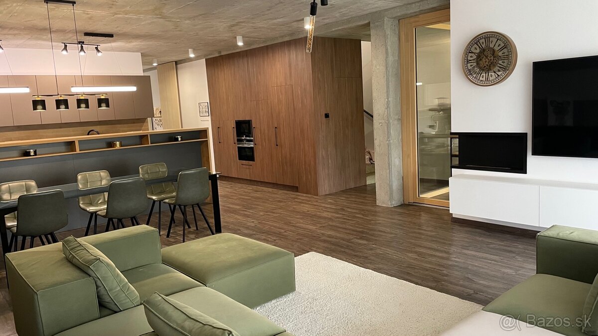 Rodinný dom Malá Ida (nová časť Pánsky les) - 9