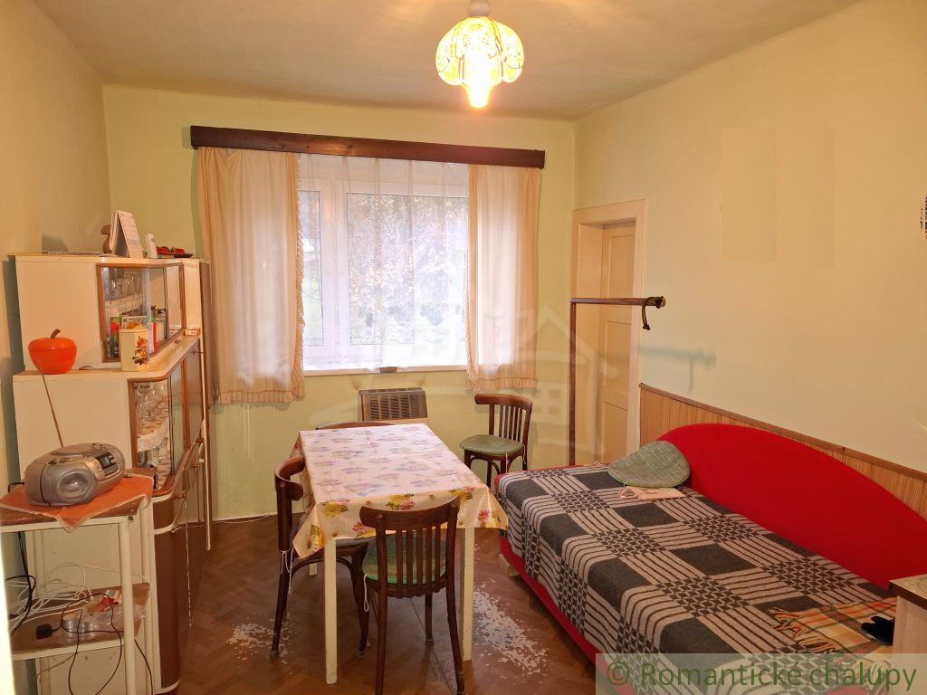 Exkluzívne - Slnečný dom pri potoku s veľkým pozemkom – id - 9