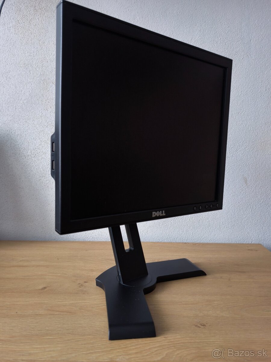 Retro dvojmonitorové kombo - 9