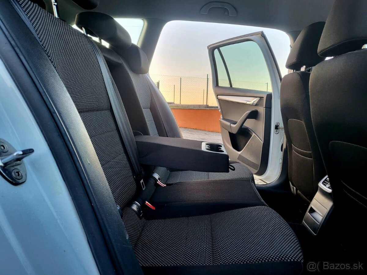 Škoda Octavia 1.6TDI DSG - 9