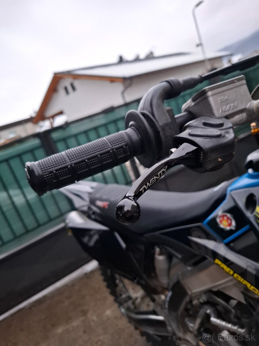 suzuki rmz 250 - 9