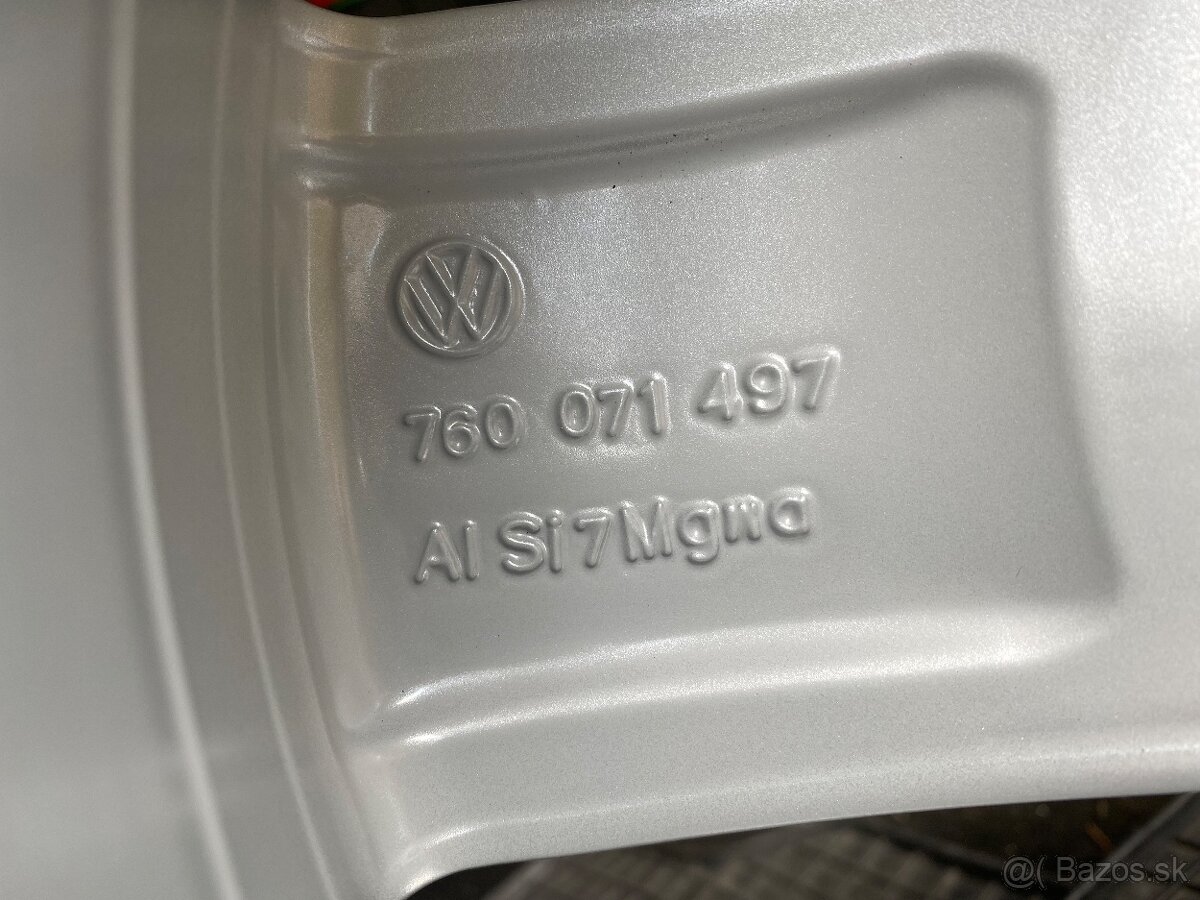 R17 ®️ Originál VW Audi 5x112 (66,6 mm ) ET18 - 9