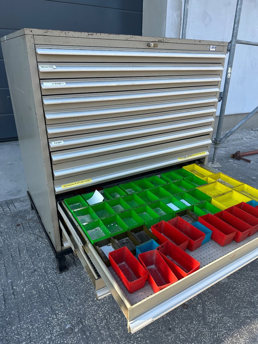 Skrina na naradie - 9