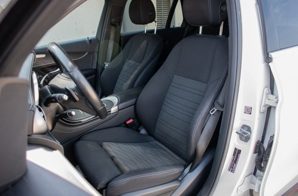 Mercedes-Benz GLC SUV 350 e 4MATIC A/T - 9