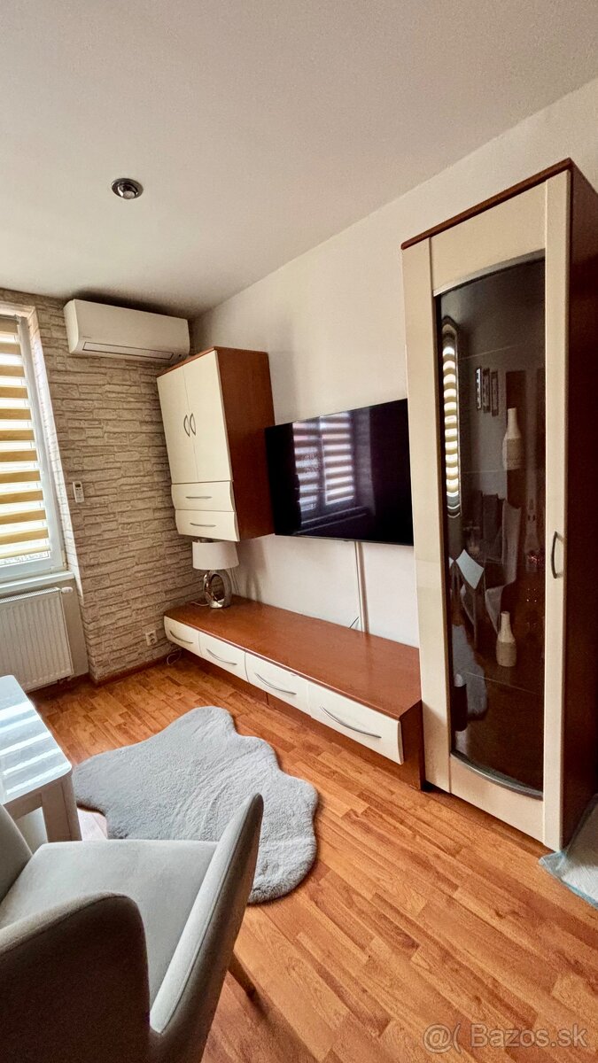 Byt do podnájmu 2Kk v centre mesta - 9