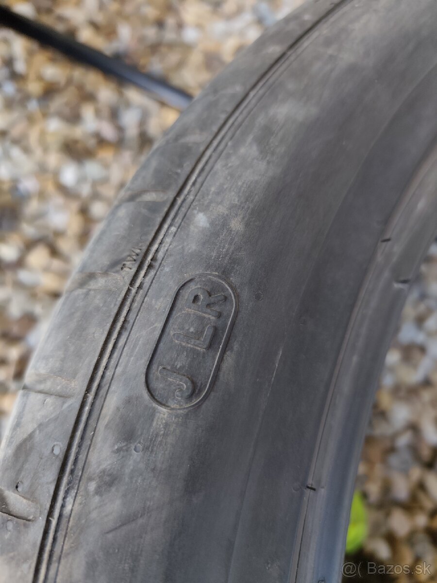 2x 245/45R20 Letné pneumatiky Pirelli - 9