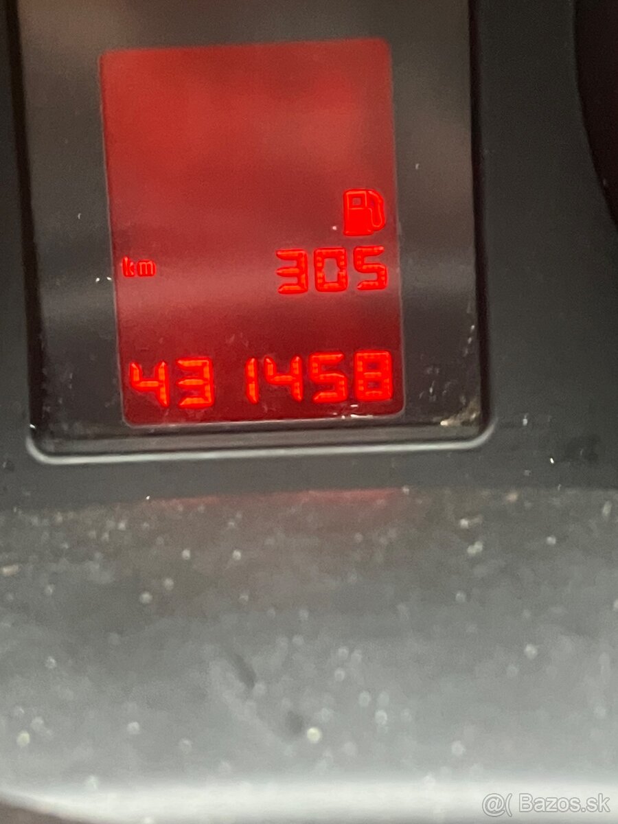 Opel Insignia tour 2012 96kw - 9