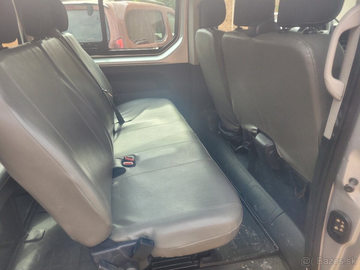 Predám Renault Trafic 1,6 diesel, 6/2017, 9 miestne - 9