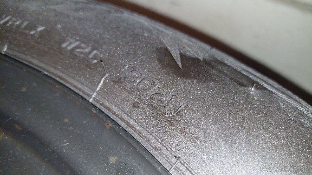 235/55 R17 vredestein a good year - 9