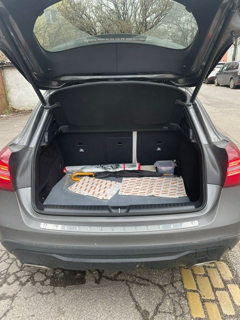 Predám Mercedes Benz GLA 200d - 9