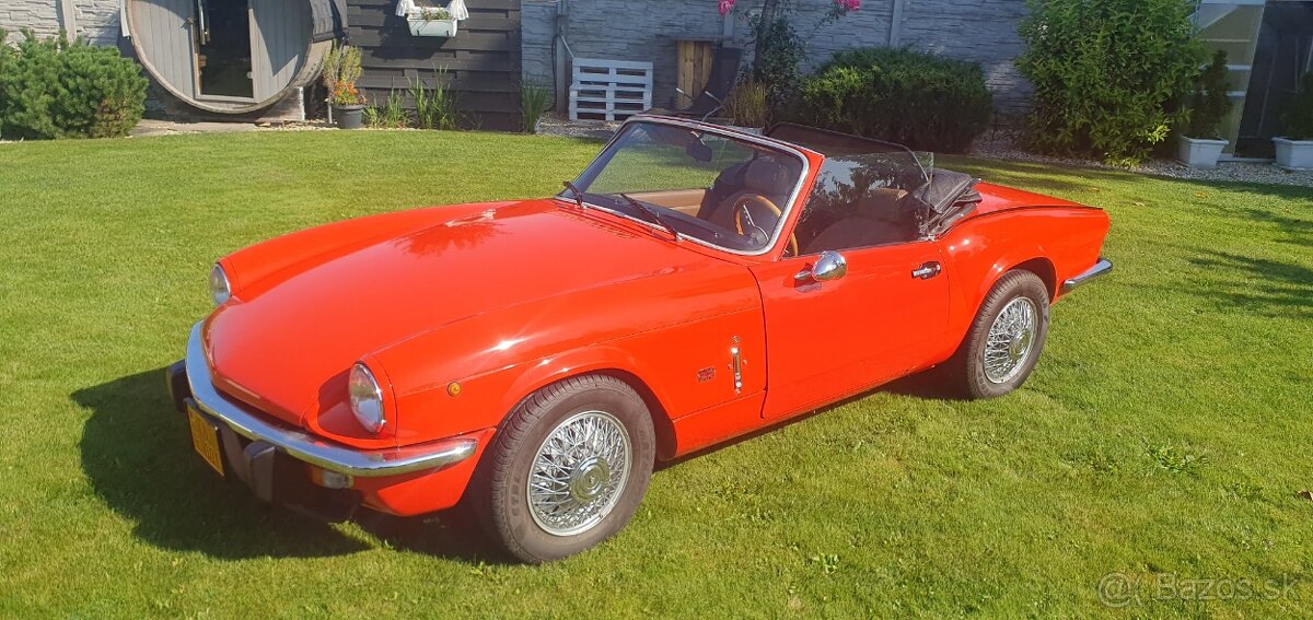 TRIUMPH SPITFIRE 1500 - 9