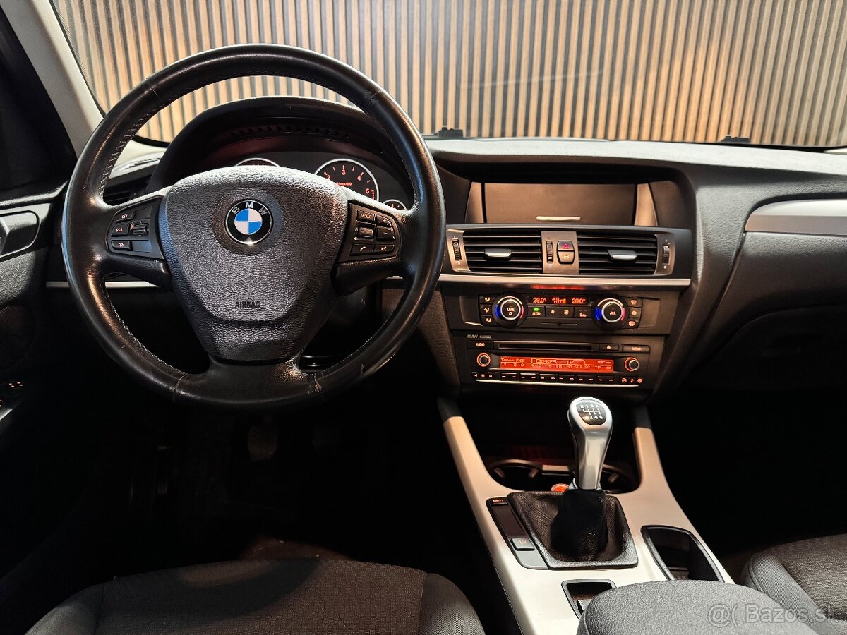 BMW X3 2.0d X-Drive manuál - 9