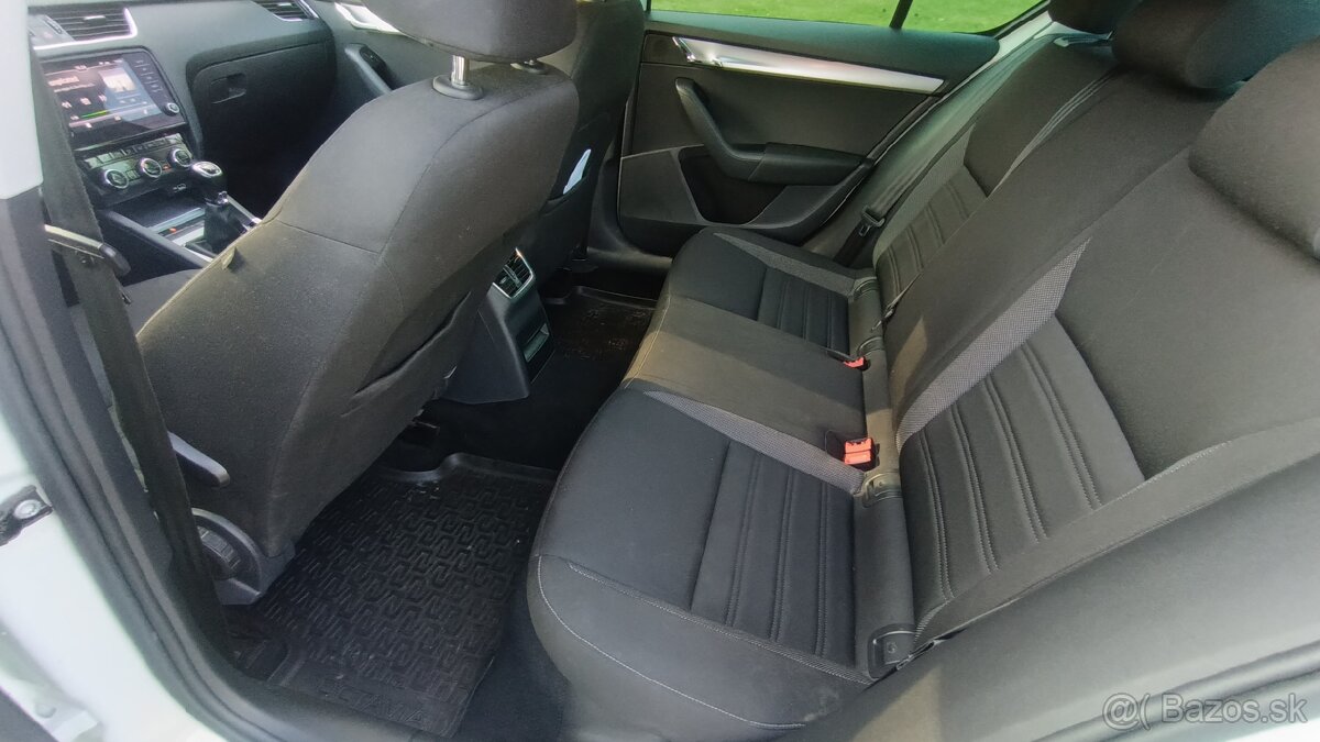 Skoda octavia 1.5 tsi - 9