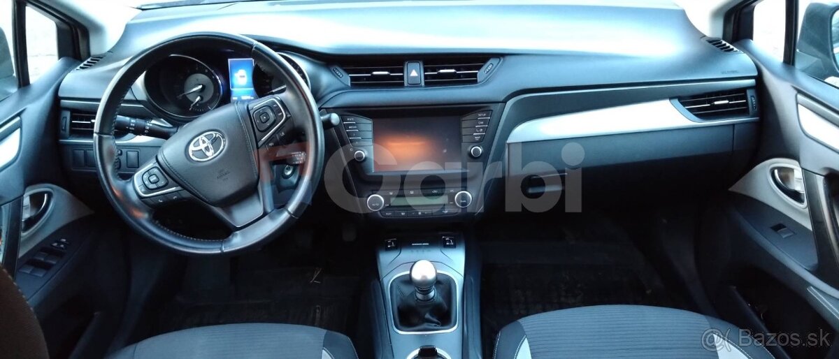 Toyota Avensis 1.8 Valvematic Active - 9