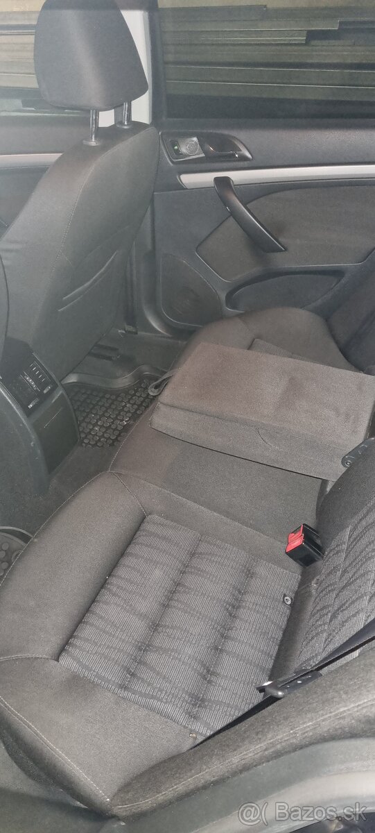 Škoda Octavia 2 Facelift - 9