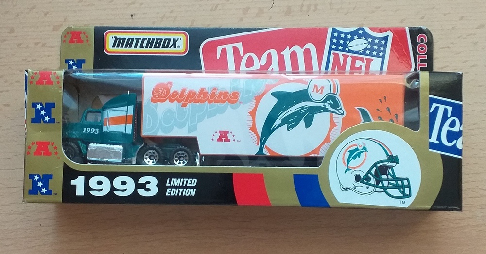matchbox convoy cy109 Ford Aeromax NFL 1993 č. 2 - 9