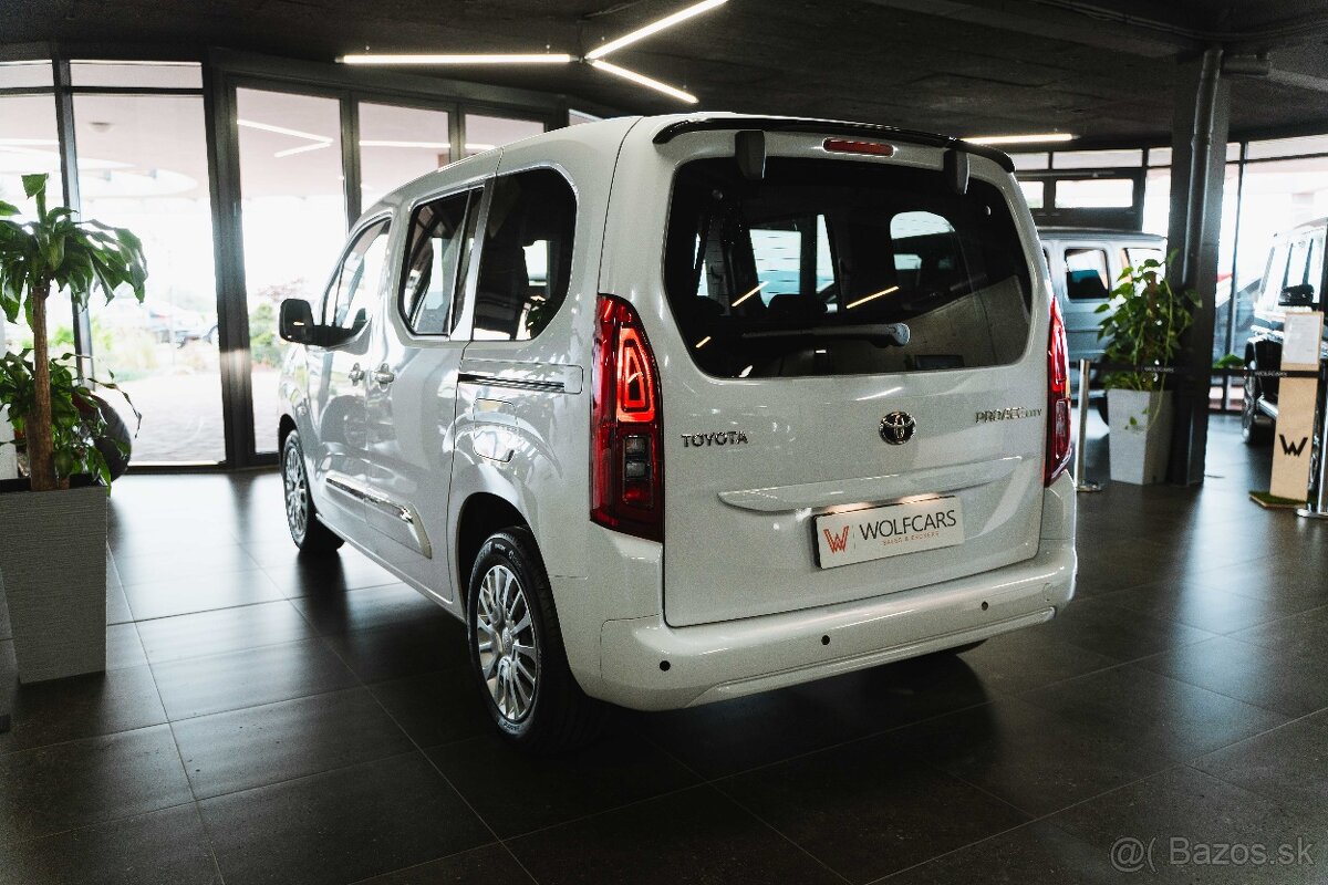 Toyota Proace City Verso Shuttle Short 1.5D 102k MT/6 - 9