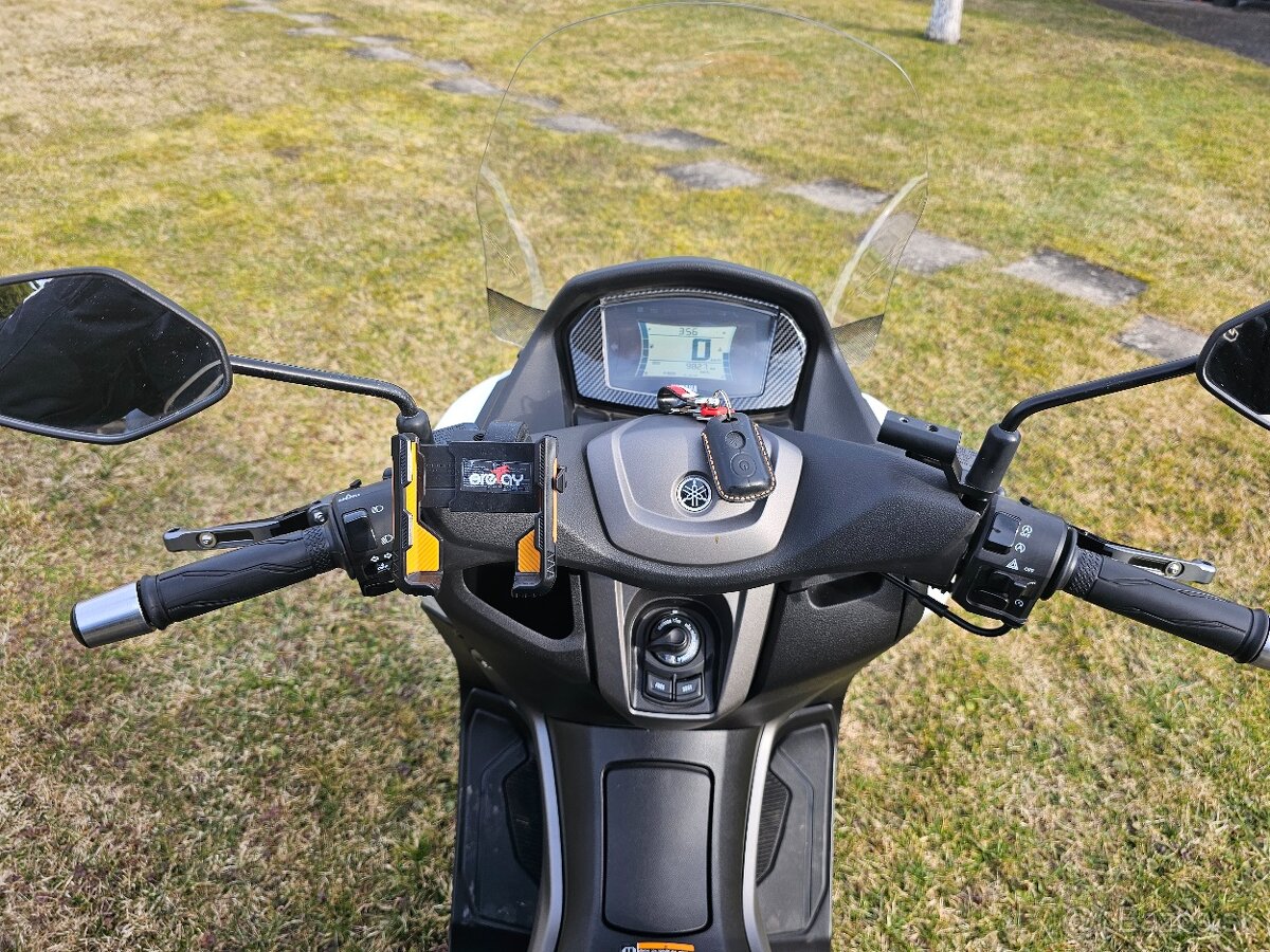 Yamaha n max 125 - 9