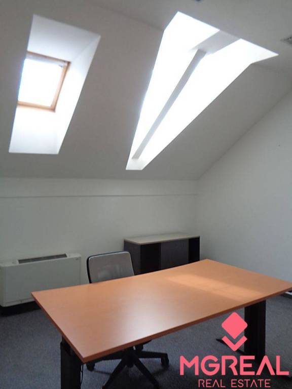 Kancelárske priestory 140 m2 v historickej budove na Hurbano - 9