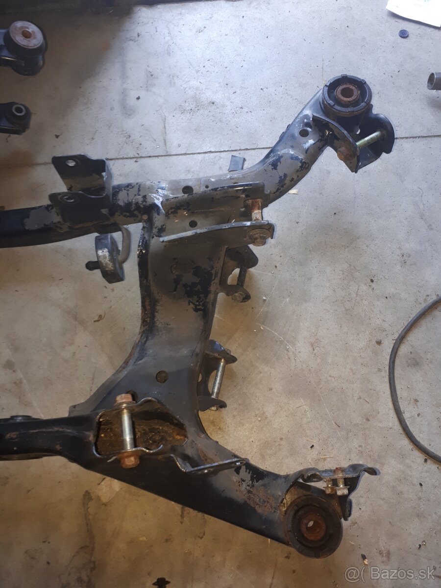 Subaru outback zadní napravnice 2009-2014/2015-2022 - 9