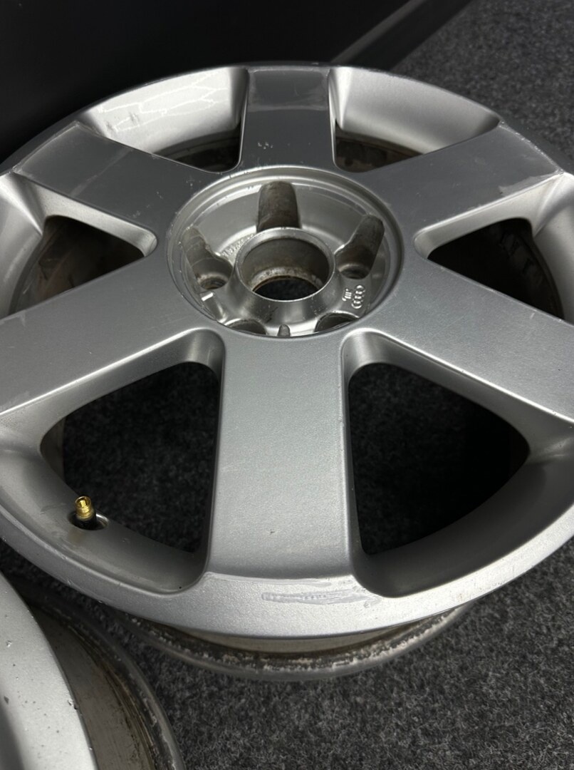 Alu Audi 5x112 17” 8E0601025J - 9