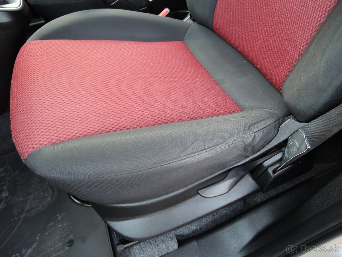 Fiat Dobló 1,4i 7.míst 2010 - 9