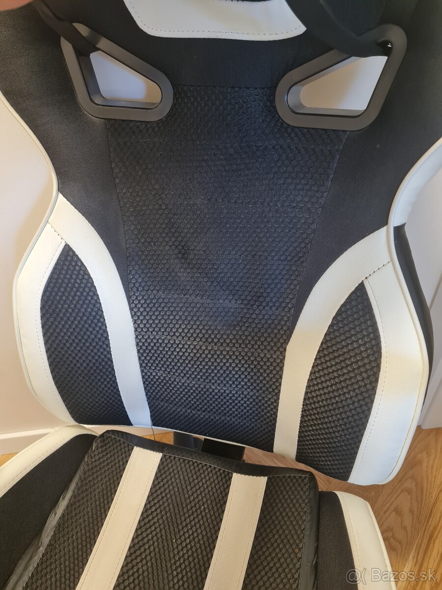 Gaming chair - herné kreslo k PC - 9