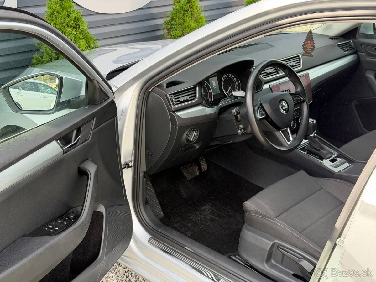 Škoda Superb Combi 2.0 TDI - 9