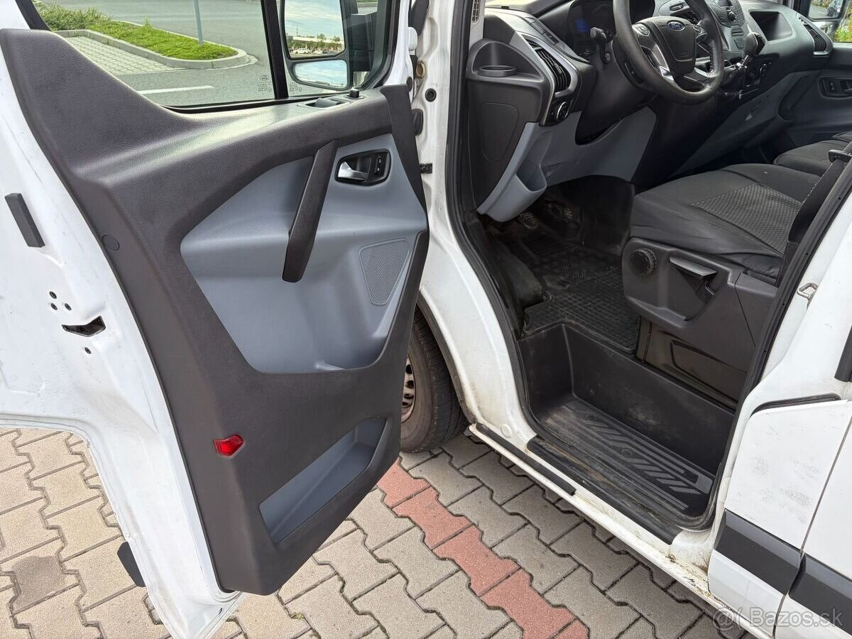 Ford Transit Custom 2.2 TDCi ČR DPH - 9