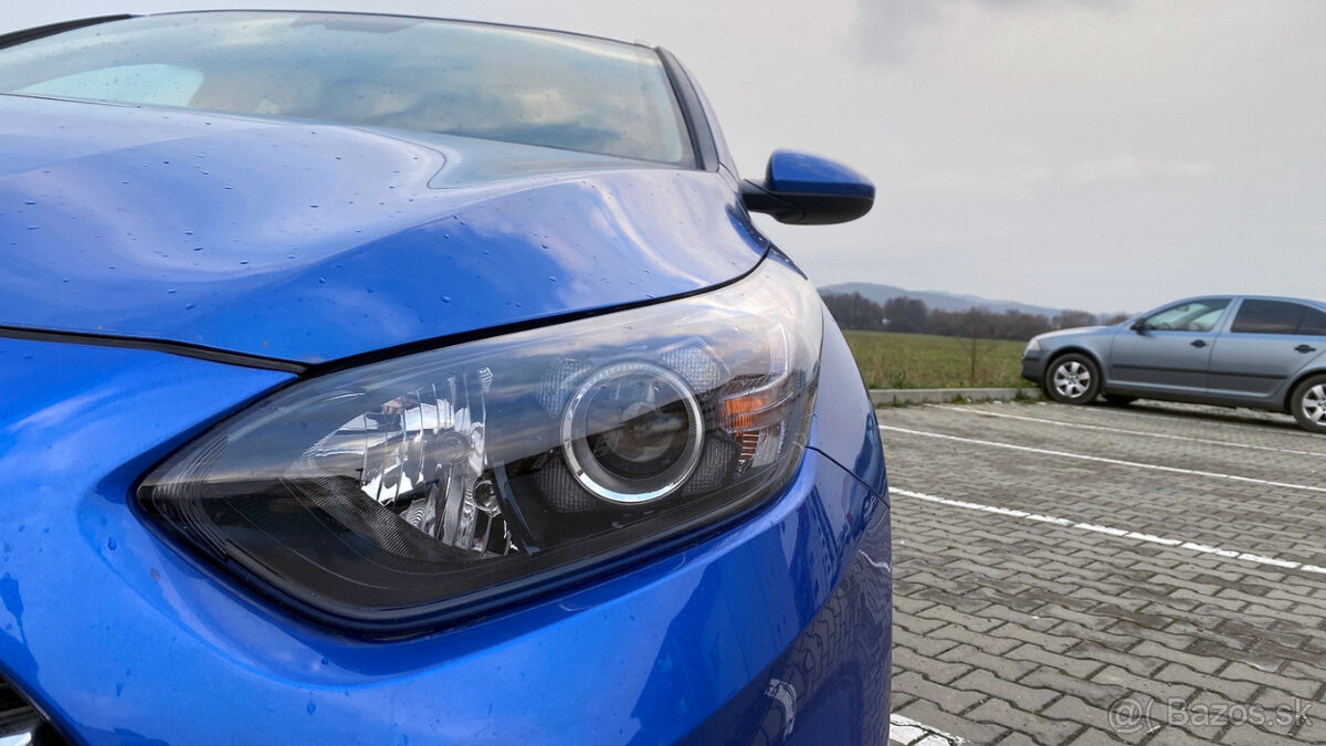 Kia Ceed SW 1.5 T-GDi Silver 118kW 6/2022 29000km TOP - 9