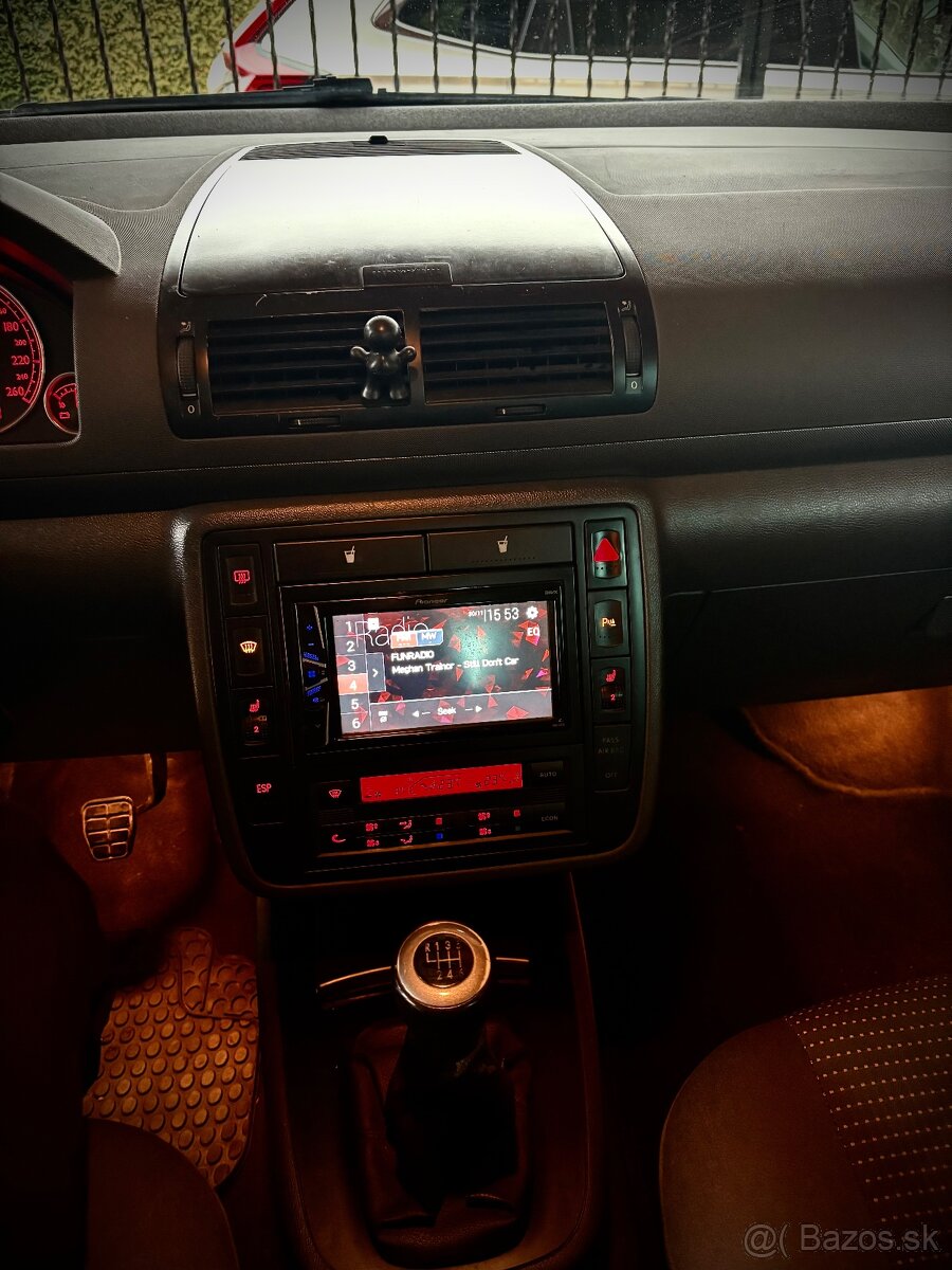 Seat Alhambra 2.0 TDI - 9