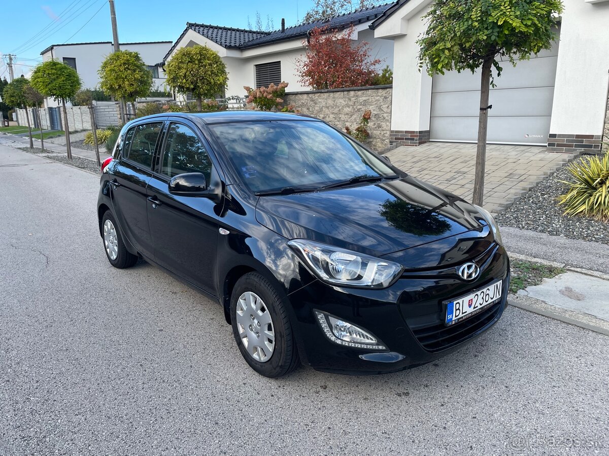 Hyundai i20 1.2 - 9
