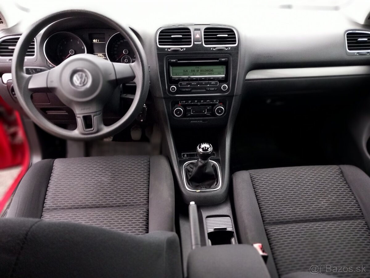 VW Golf 6, 1.2 TSi, 63 kW. Rok 2010 - 9