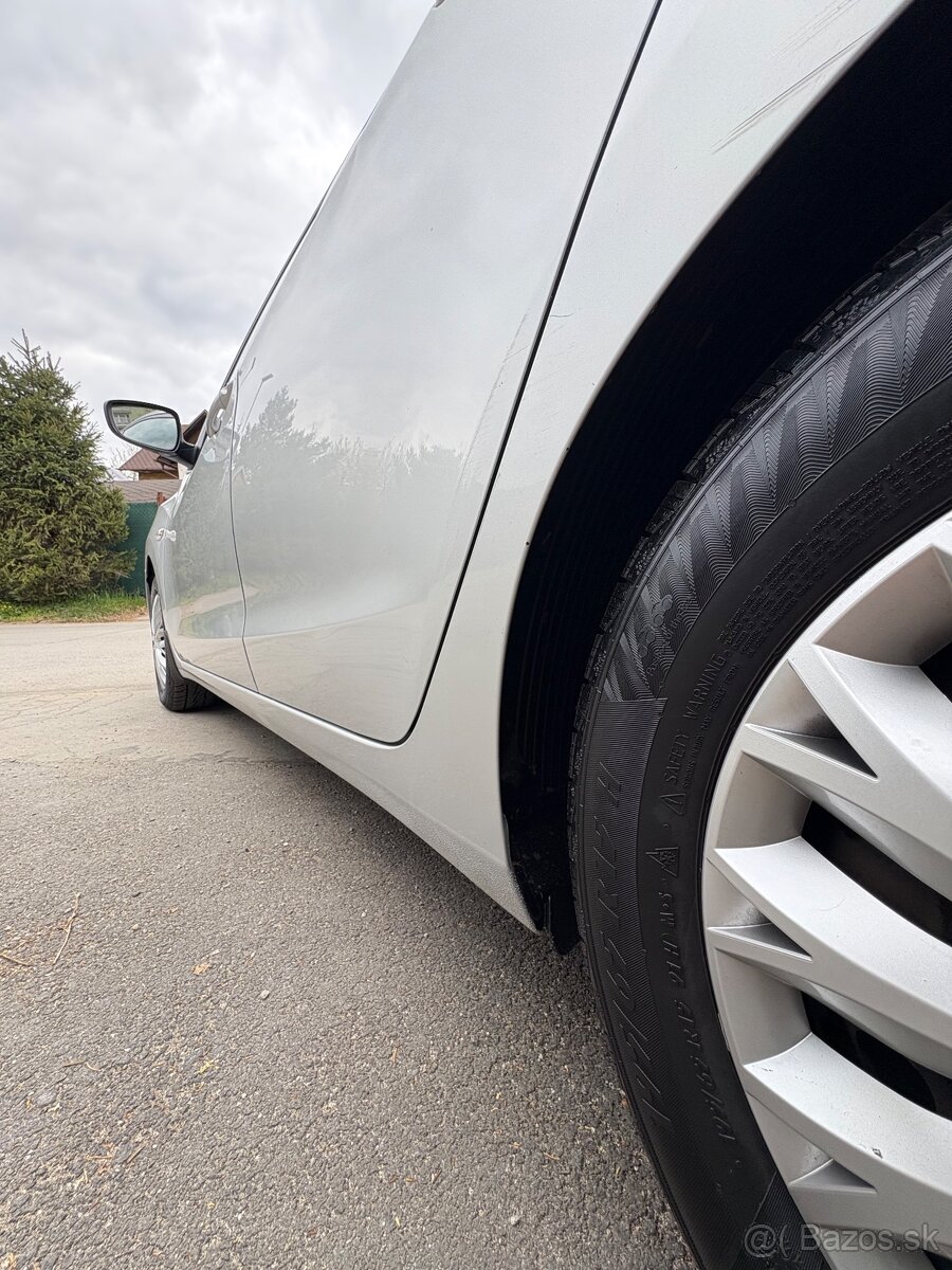 Hyundai I30 1.4 benzin - 9