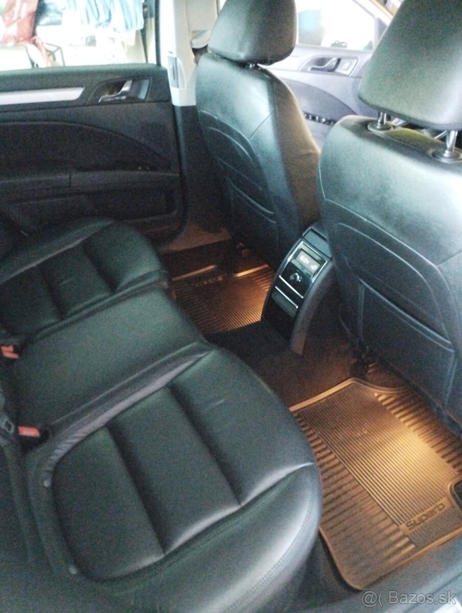 Škoda Superb 2 Combi 1.6 TDI CR DPF Elegance GreenLine - 9