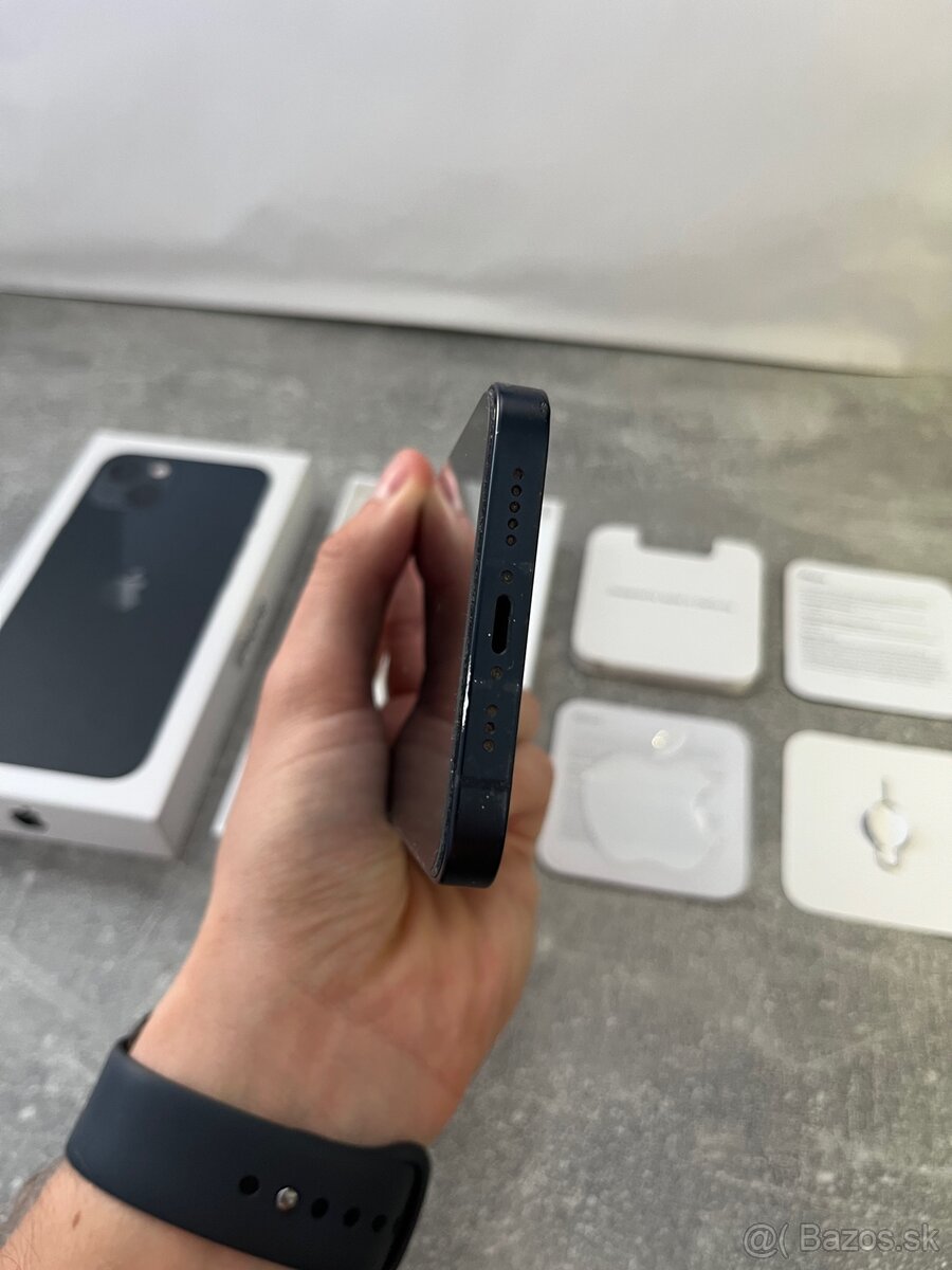 Apple iPhone 13 128 GB – 84 % batéria - 9