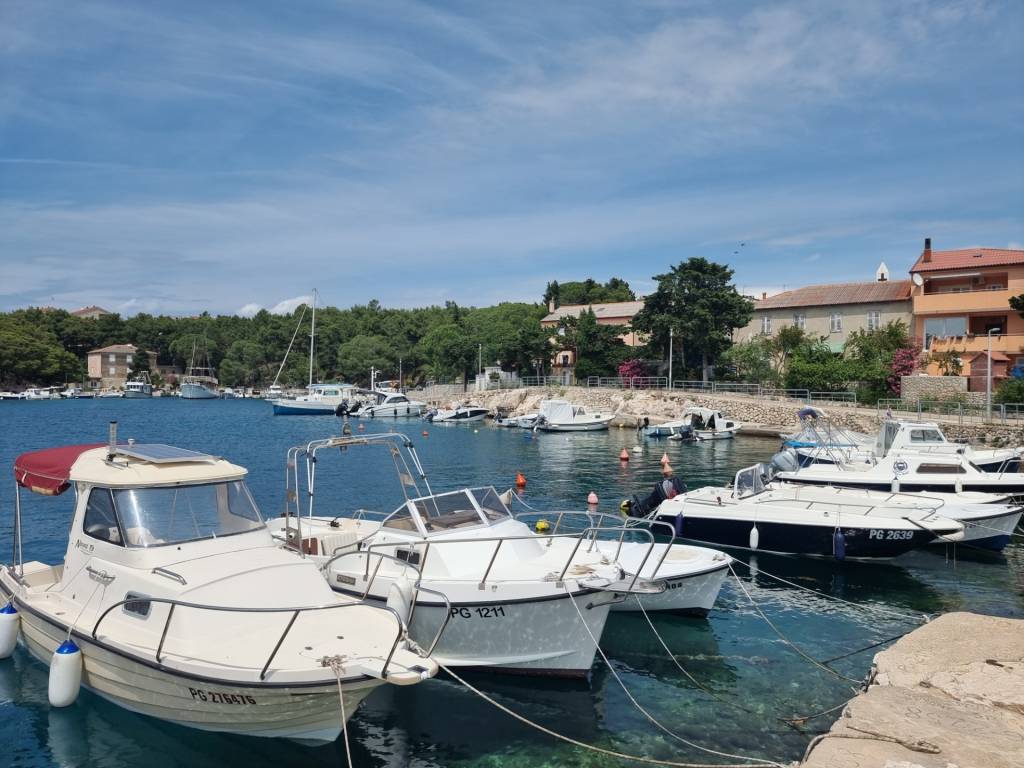 CHORVÁTSKO - Apartmány v 1. rade od mora - MANDRE, ostrov Pa - 9