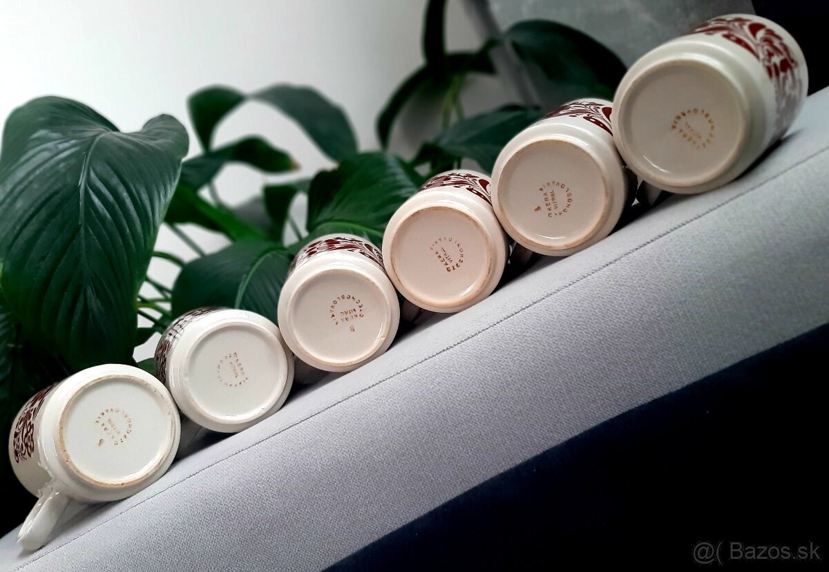 Set retro hrnků Kera Vitral / ČSSR.. - 9