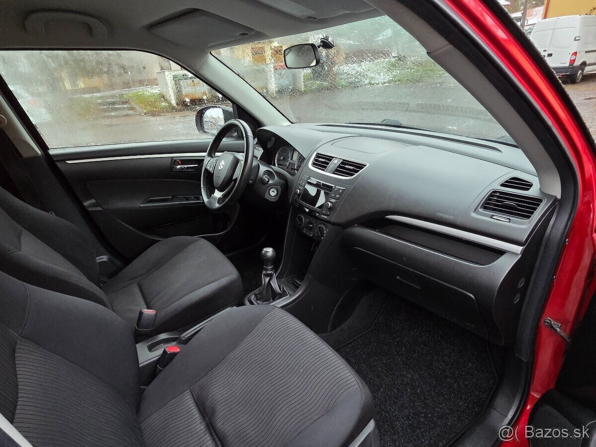 Suzuki Swift 1.2 4x4 AC GLX - 9