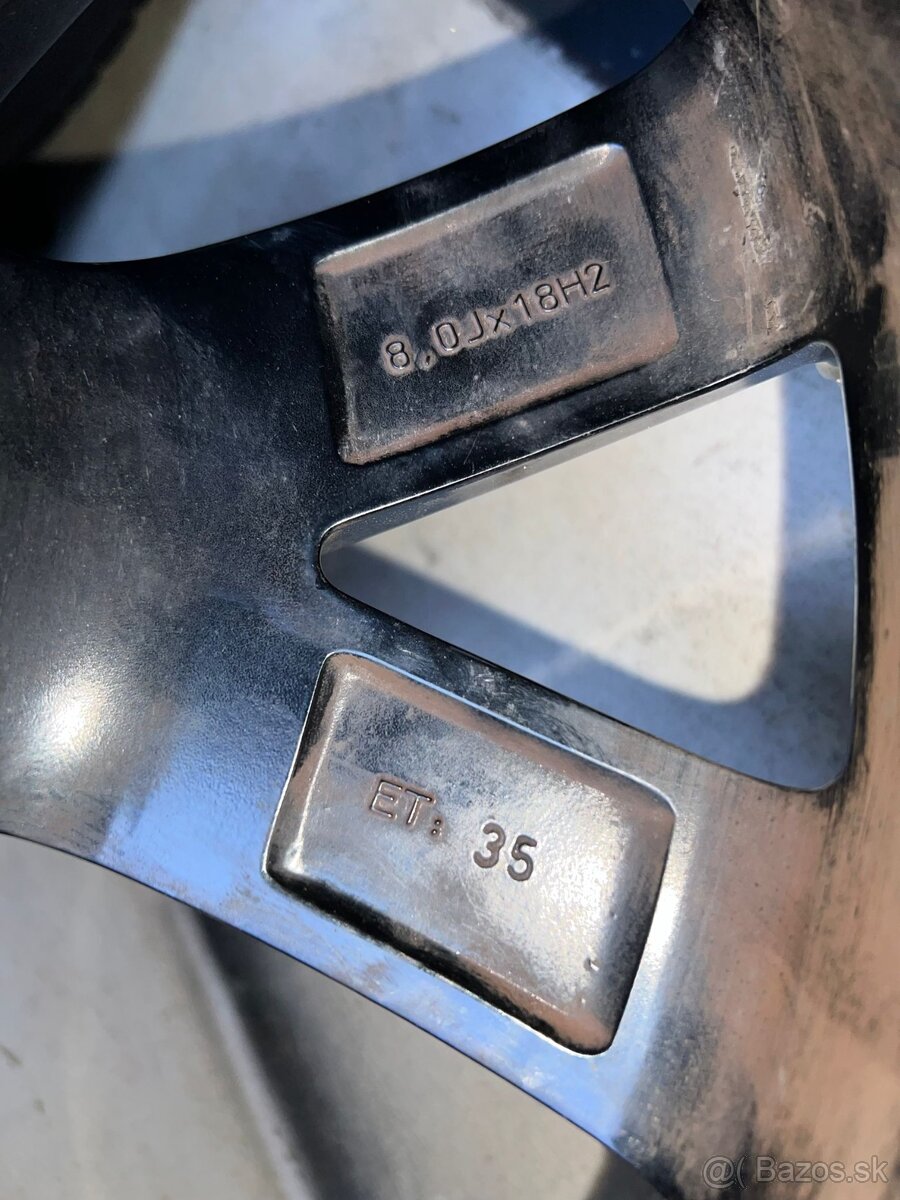 R18 5x114,3 235/45 zimné - 9