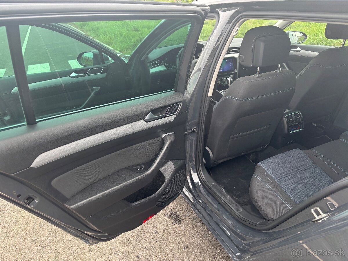 VW Passat GTE - 9