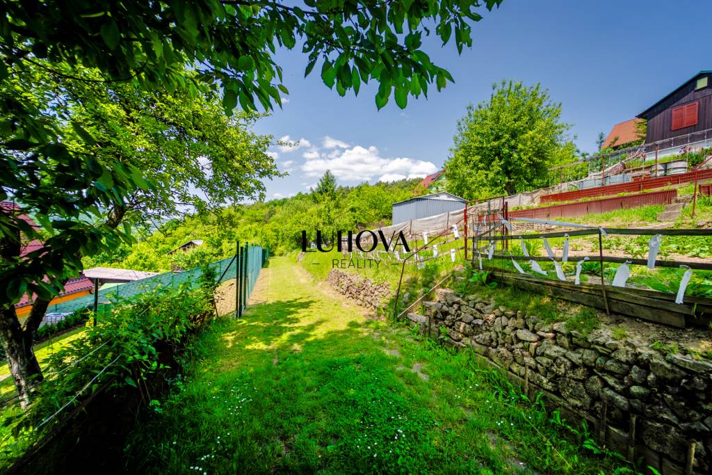 Chatka v obľúbenej záhradkárskej oblasti „SKALA“ - 9