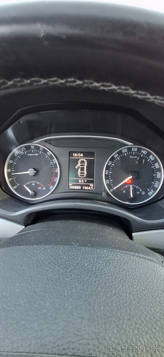 Škoda octavia II facelift - 9