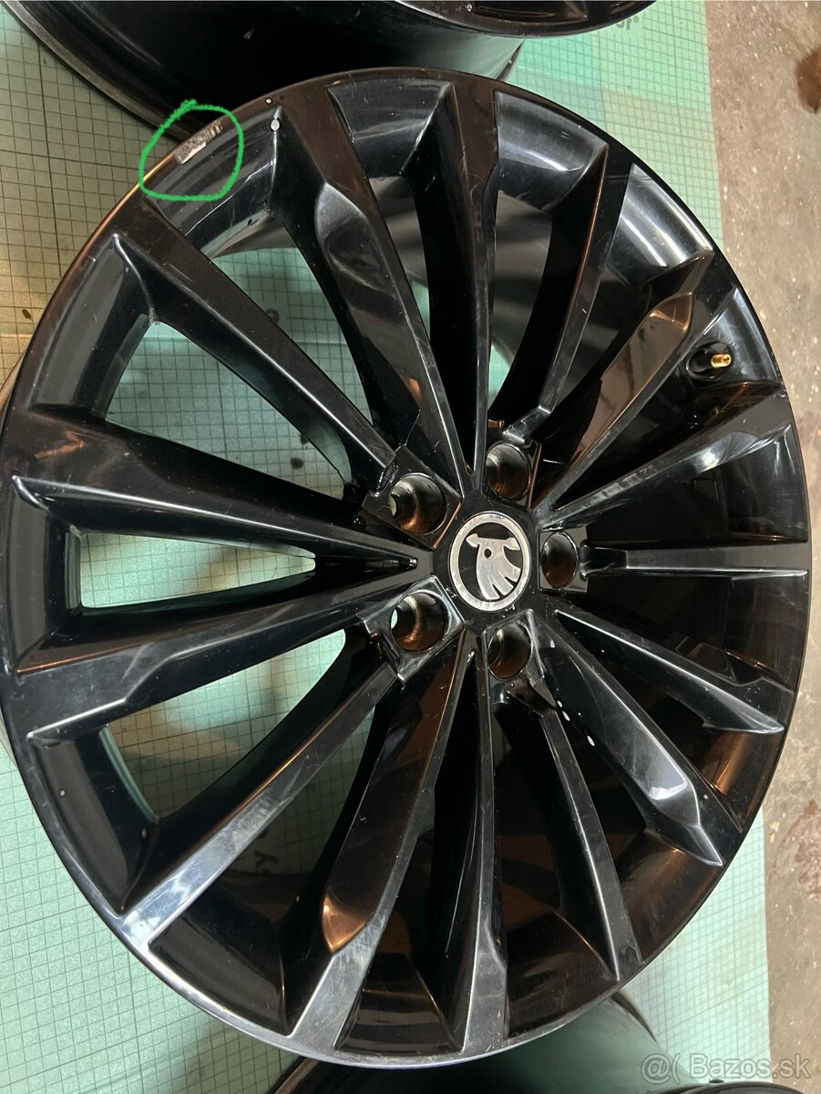 Škoda Trinity R19 - 9