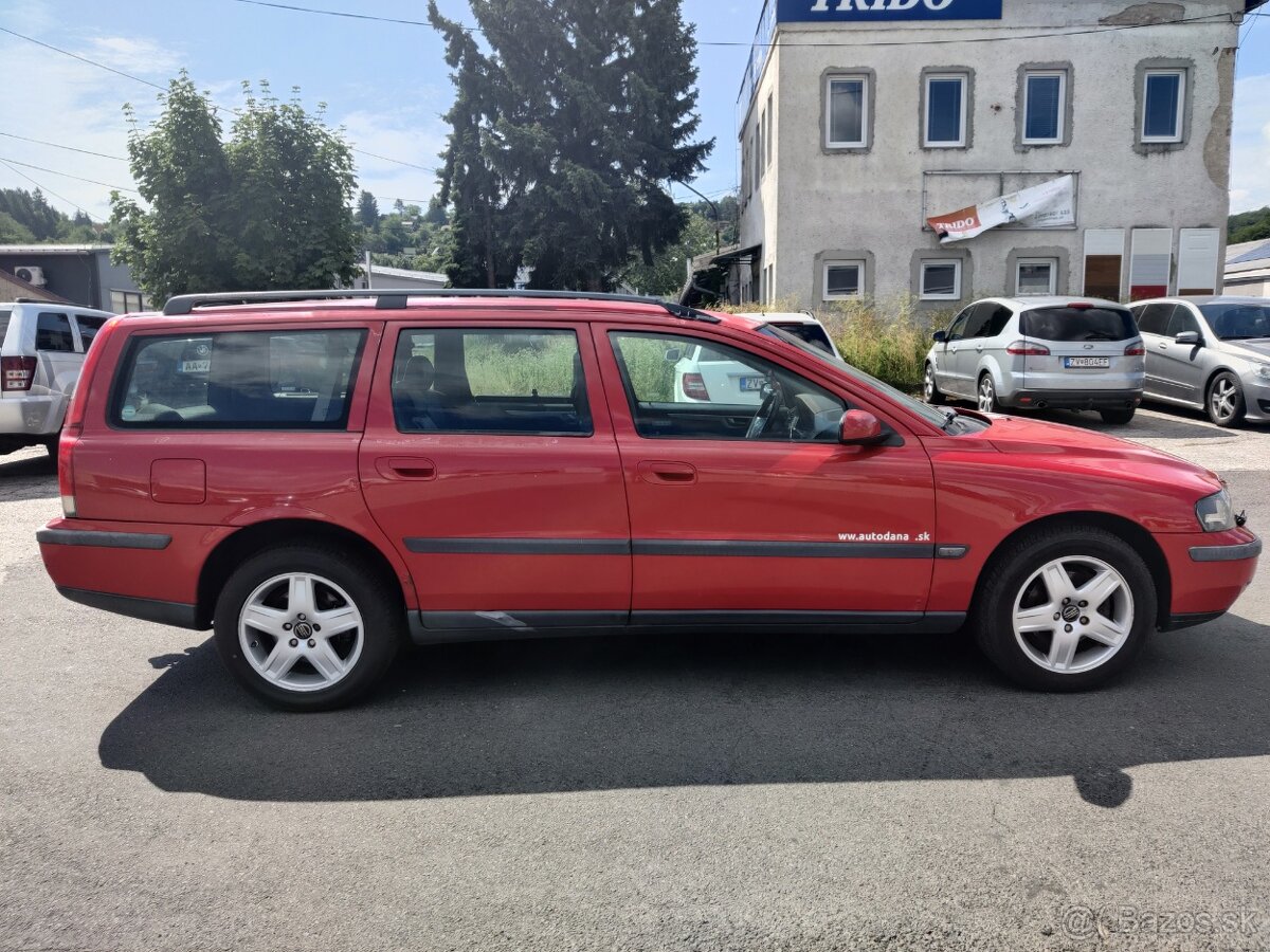 Volvo V70 - 9
