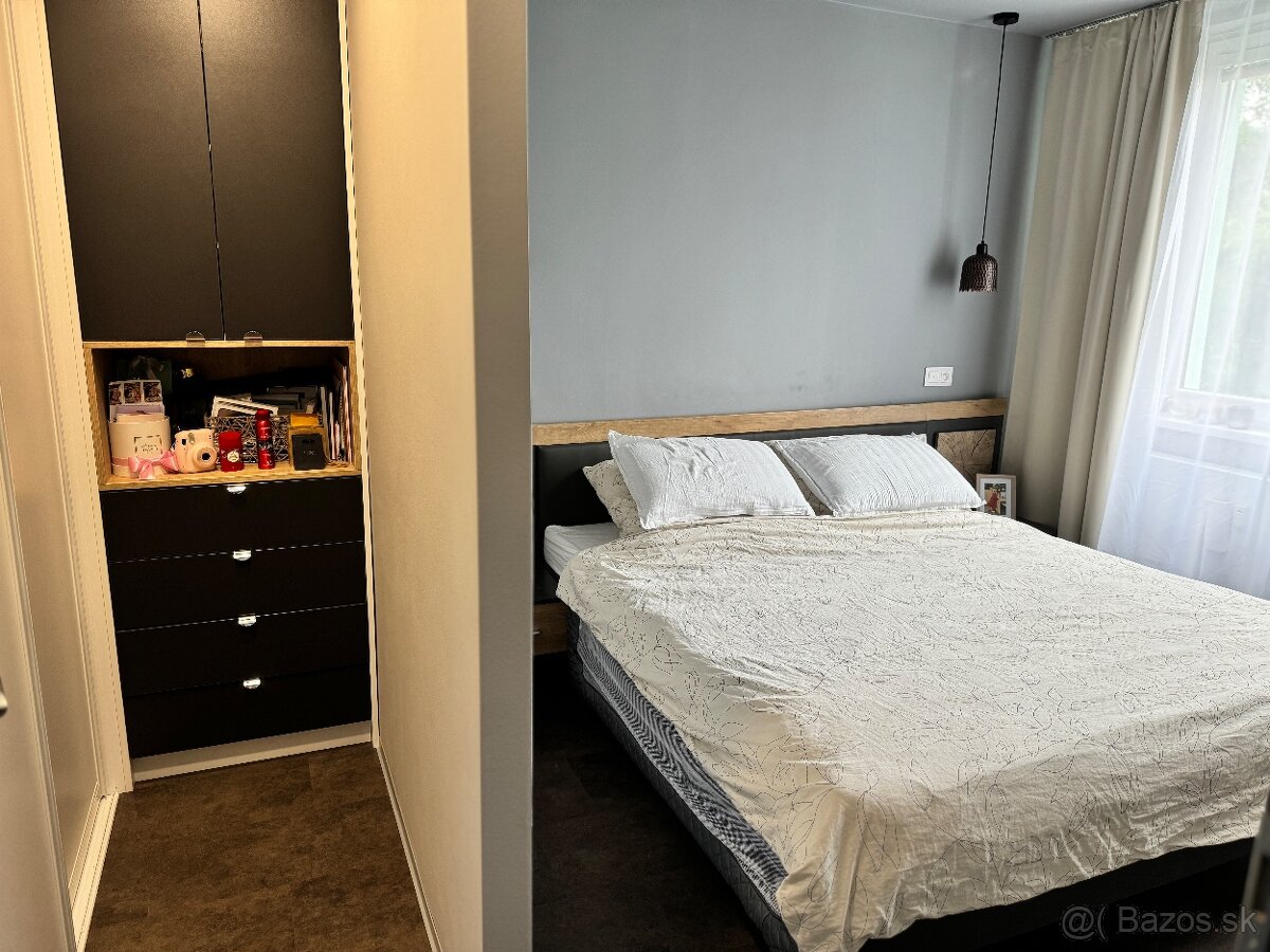 Prenájom - Nadštandardne zariadený 3 izbovy byt s loggiou - 9