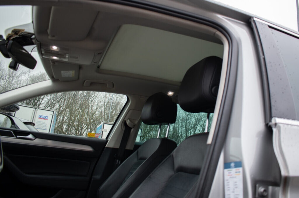 Volkswagen Passat Variant 2.0 BiTDI 240k Highline 4MOTION - 9