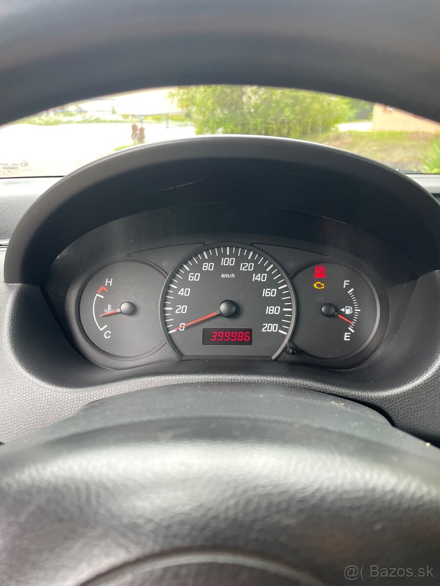 Predám Suzuki Swift 2008 - 9