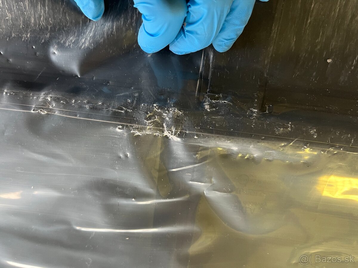 boční sklo iveco daily 2014 levé posuvné sklo vada - 9